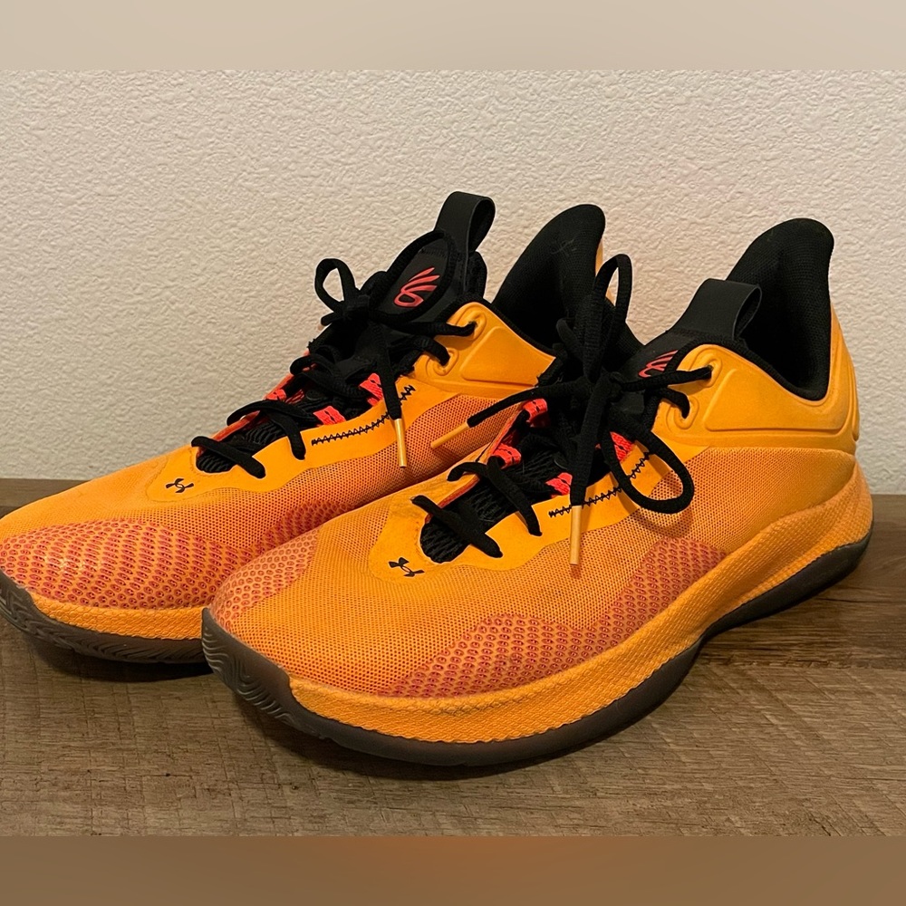 Under Armour Curry HOVR Splash 2 Basketball Shoes